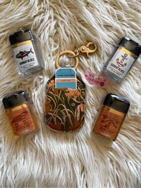 Mens Simply Southern Hand Sanitizer Holder Keychain Key Fob Set New Camo Hunting